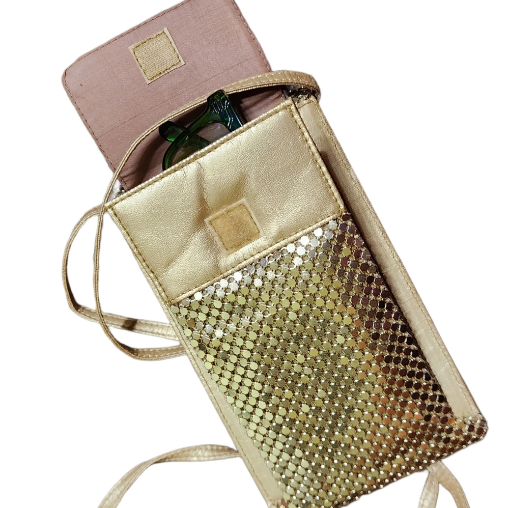 Gold Sequined Purse Wallet - Picture 2 of 4